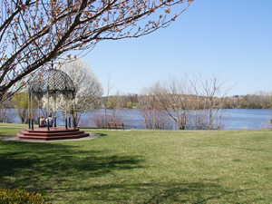 Ell pond